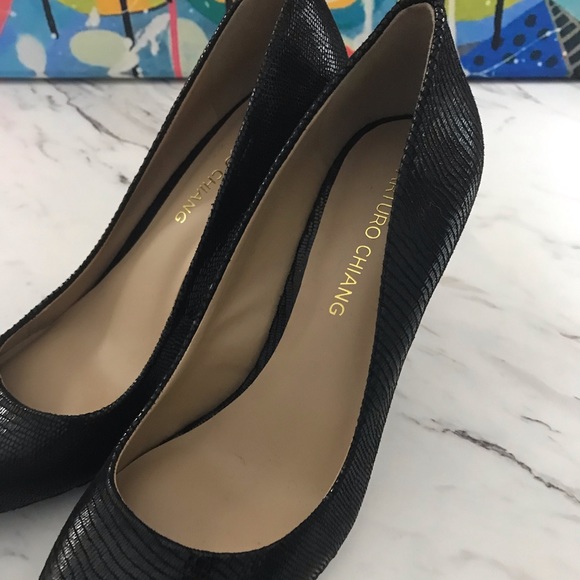 Arturo Chiang Women’s Dress Heels - Picture 11 of 13